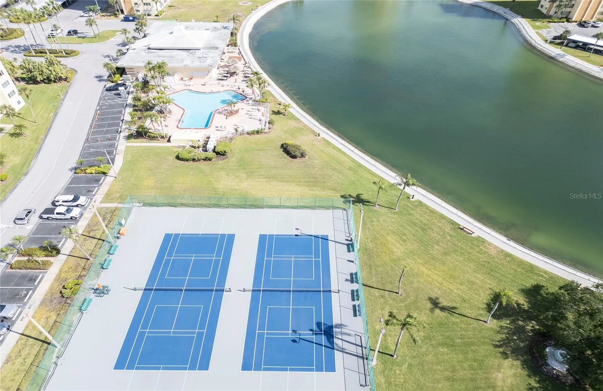 4775 Cove Circle St Petersburg FL 33708