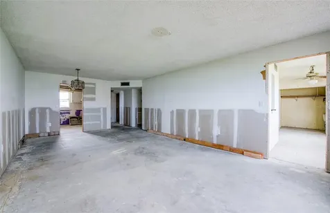 4775 Cove Circle St Petersburg FL 33708