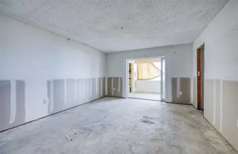 4775 Cove Circle St Petersburg FL 33708
