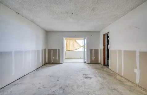 4775 Cove Circle St Petersburg FL 33708