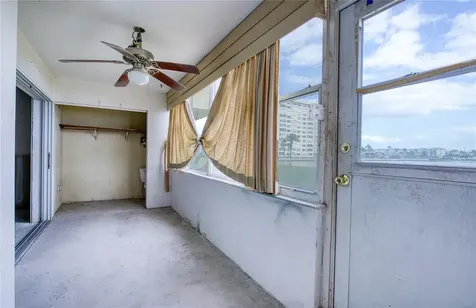 4775 Cove Circle St Petersburg FL 33708