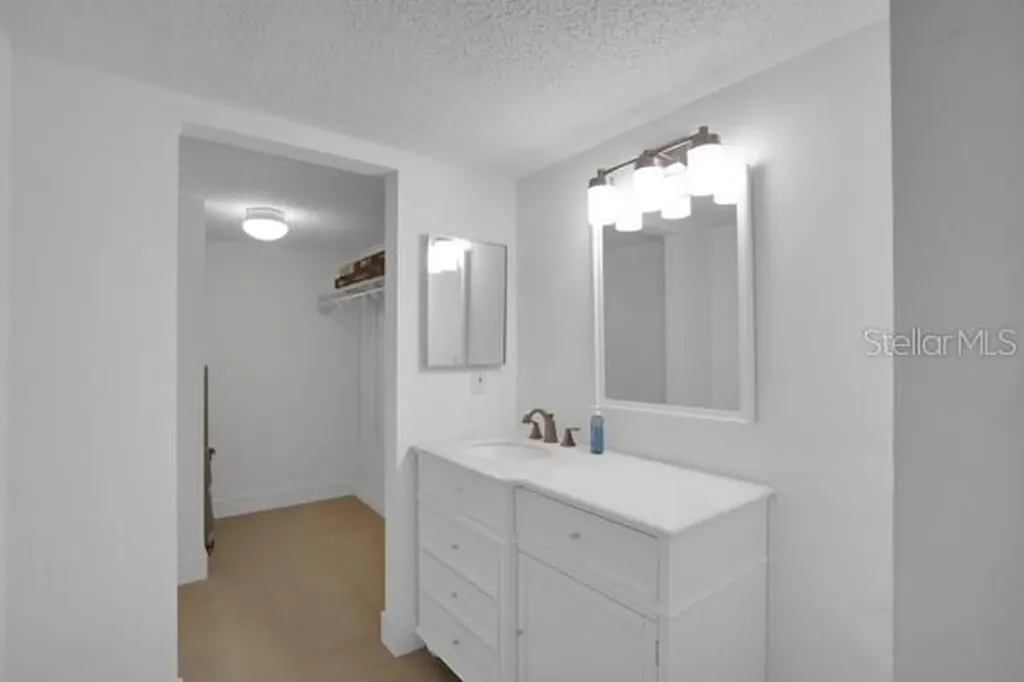 11945 143rd Street Largo FL 33774