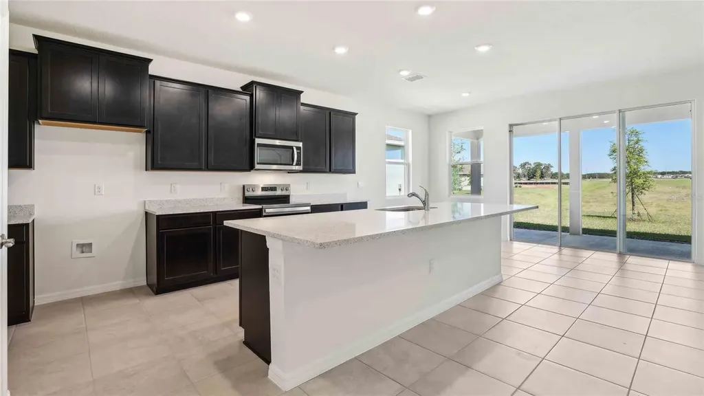 8172 Ives Place Wildwood FL 34785