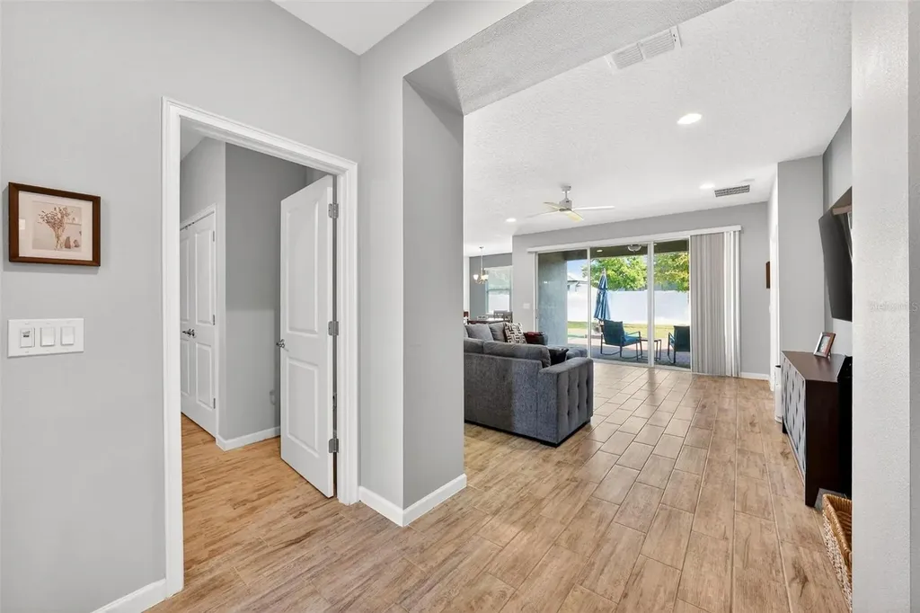887 Lady Bird Lane Orange City FL 32763