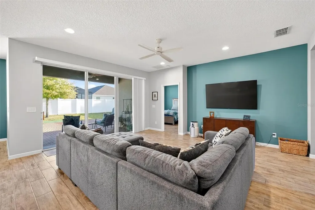 887 Lady Bird Lane Orange City FL 32763