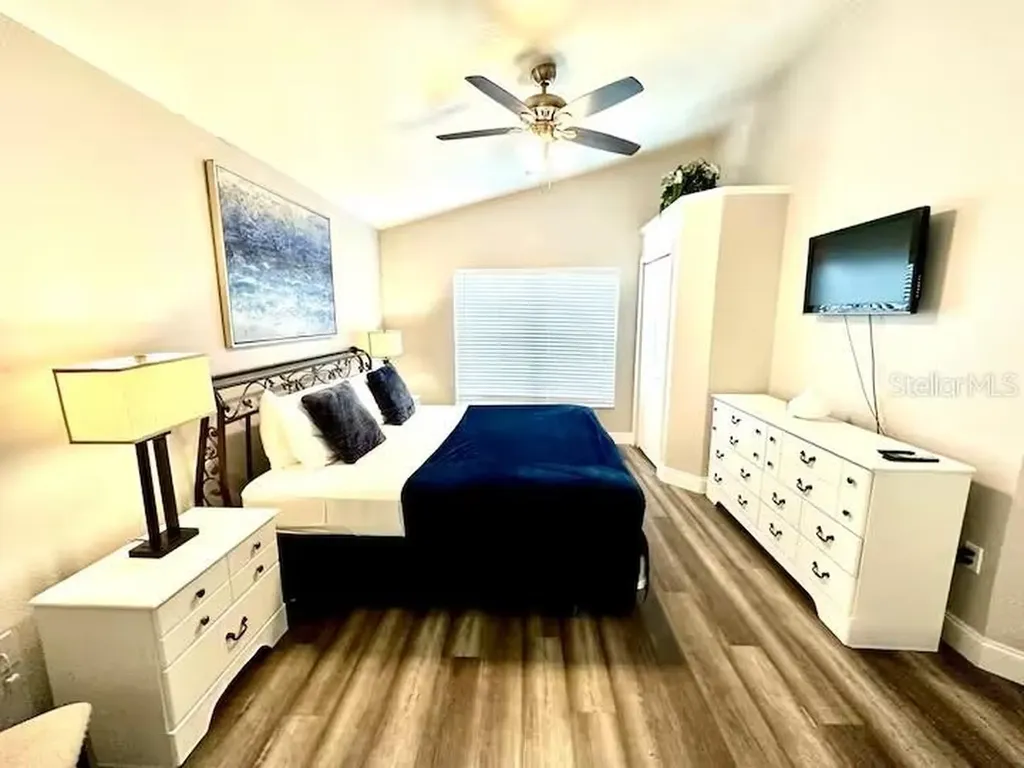626 Eagle Pointe S Kissimmee FL 34746