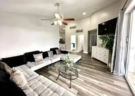 626 Eagle Pointe S Kissimmee FL 34746
