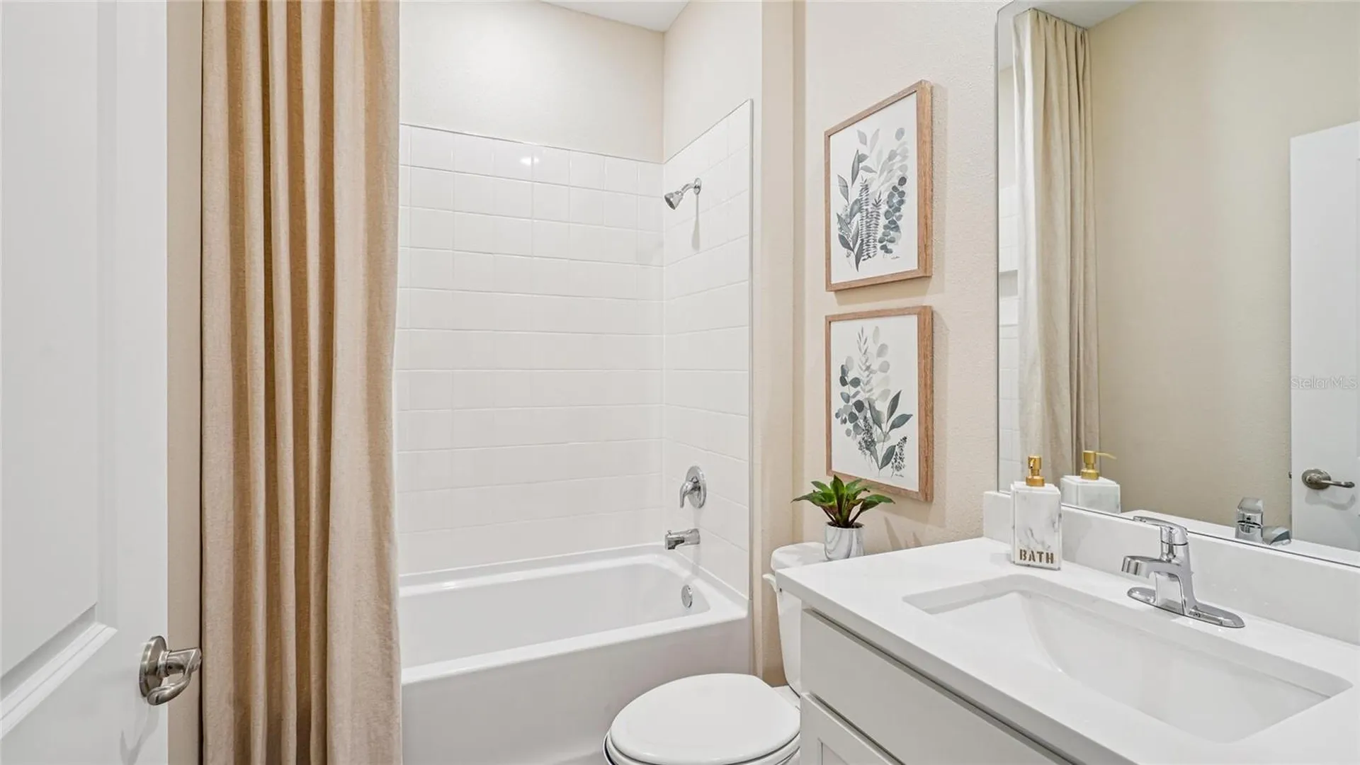 8609 Pinecrest Trail Wildwood FL 34785