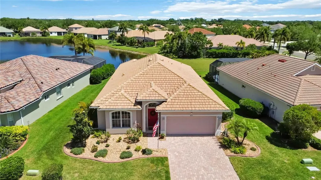 8769 Monterey Bay Loop Bradenton FL 34212