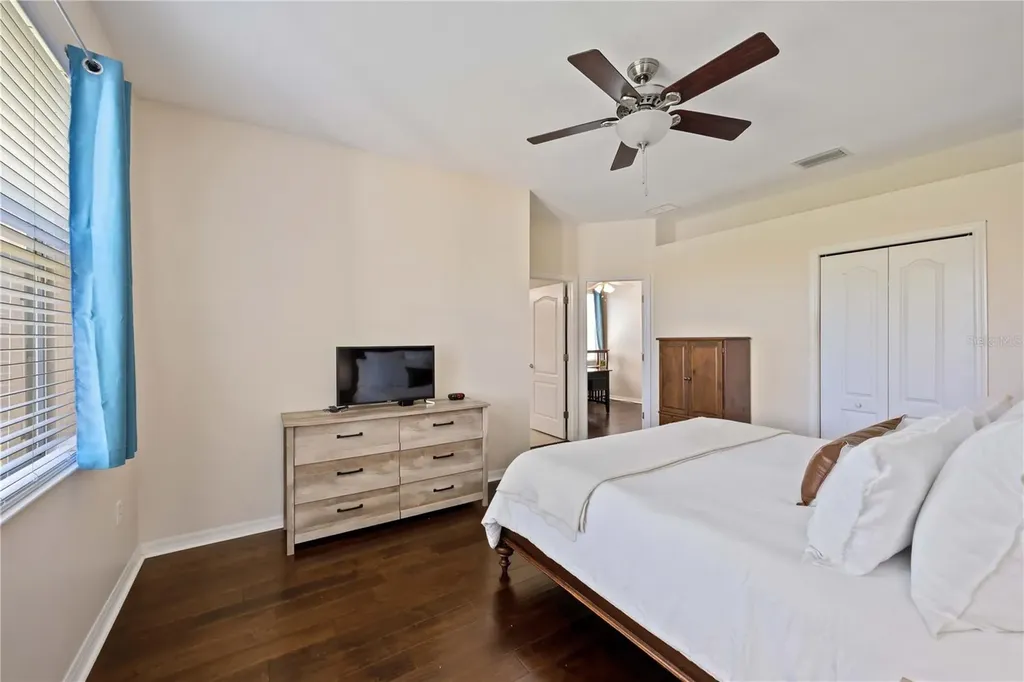 8769 Monterey Bay Loop Bradenton FL 34212