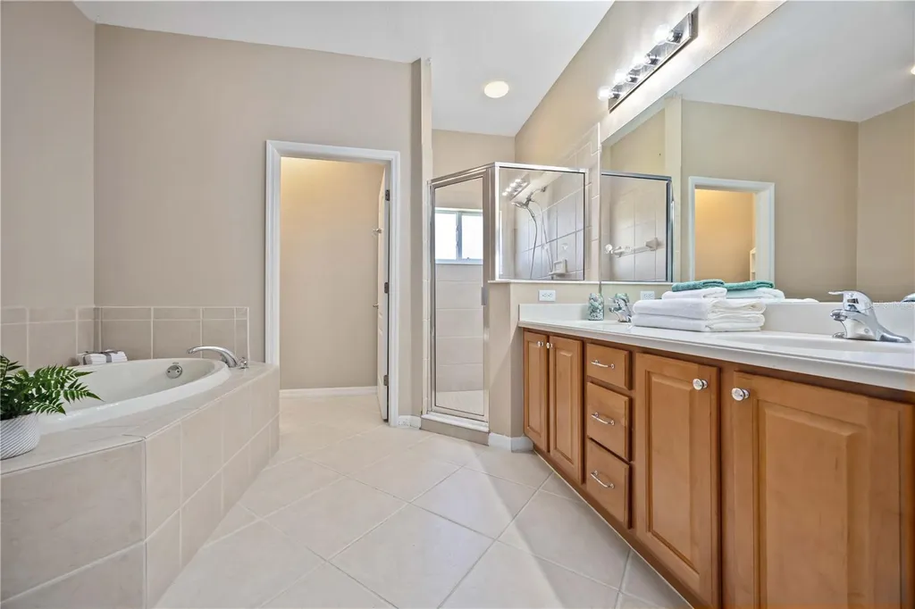 8769 Monterey Bay Loop Bradenton FL 34212
