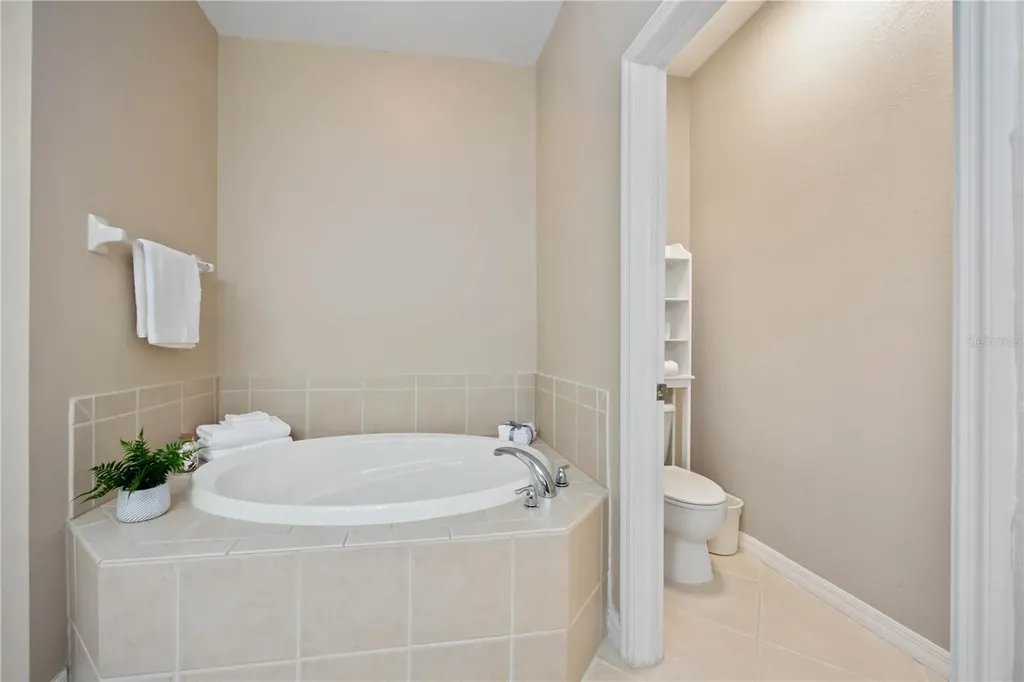 8769 Monterey Bay Loop Bradenton FL 34212