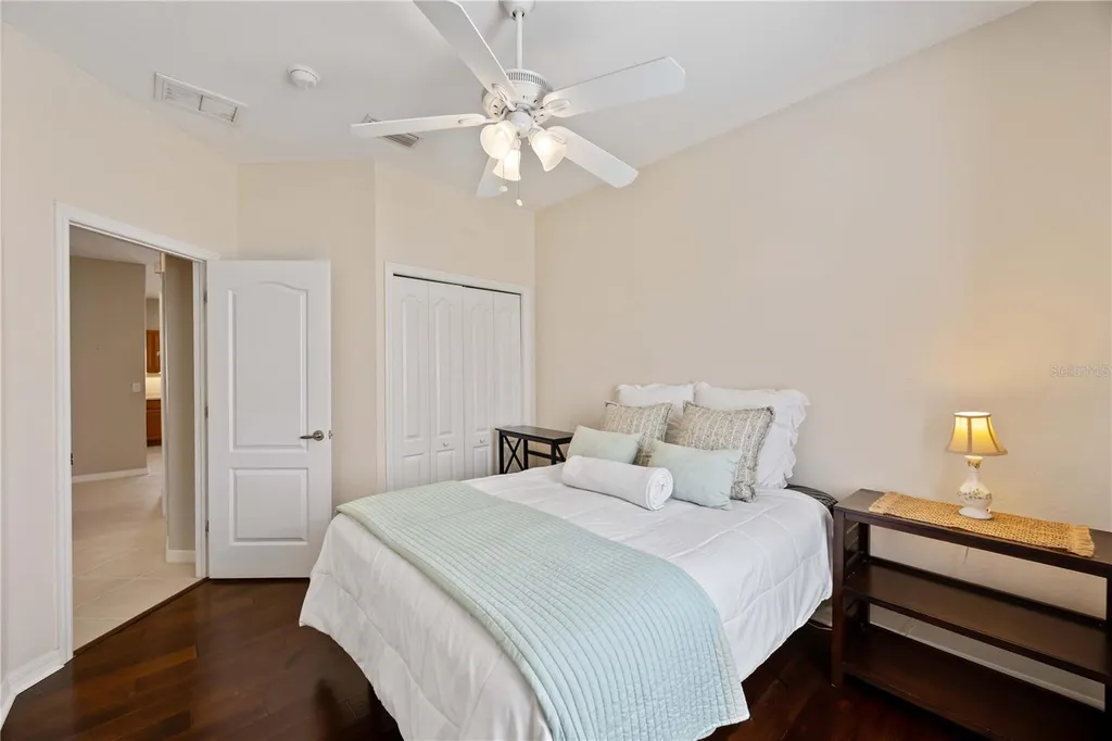 8769 Monterey Bay Loop Bradenton FL 34212