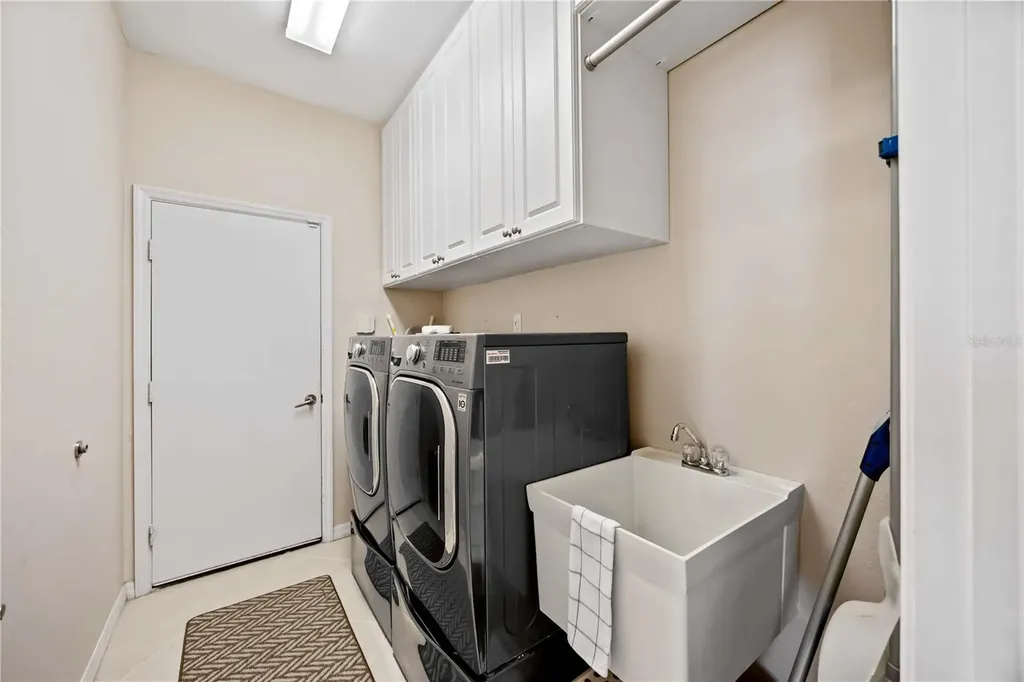 8769 Monterey Bay Loop Bradenton FL 34212