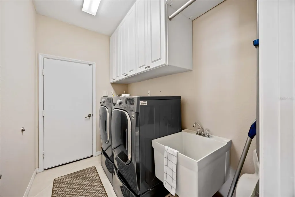8769 Monterey Bay Loop Bradenton FL 34212