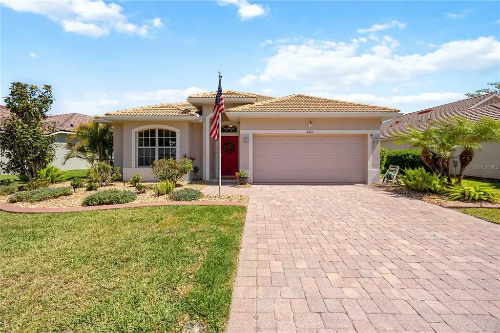 8769 Monterey Bay Loop Bradenton FL 34212