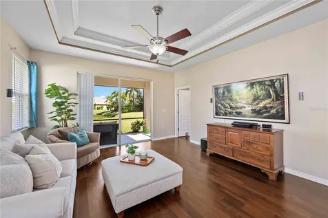 8769 Monterey Bay Loop Bradenton FL 34212