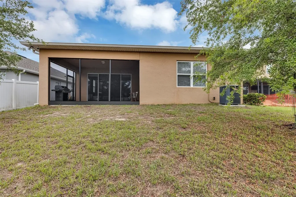 2012 Sloans Outlook Drive Groveland FL 34736