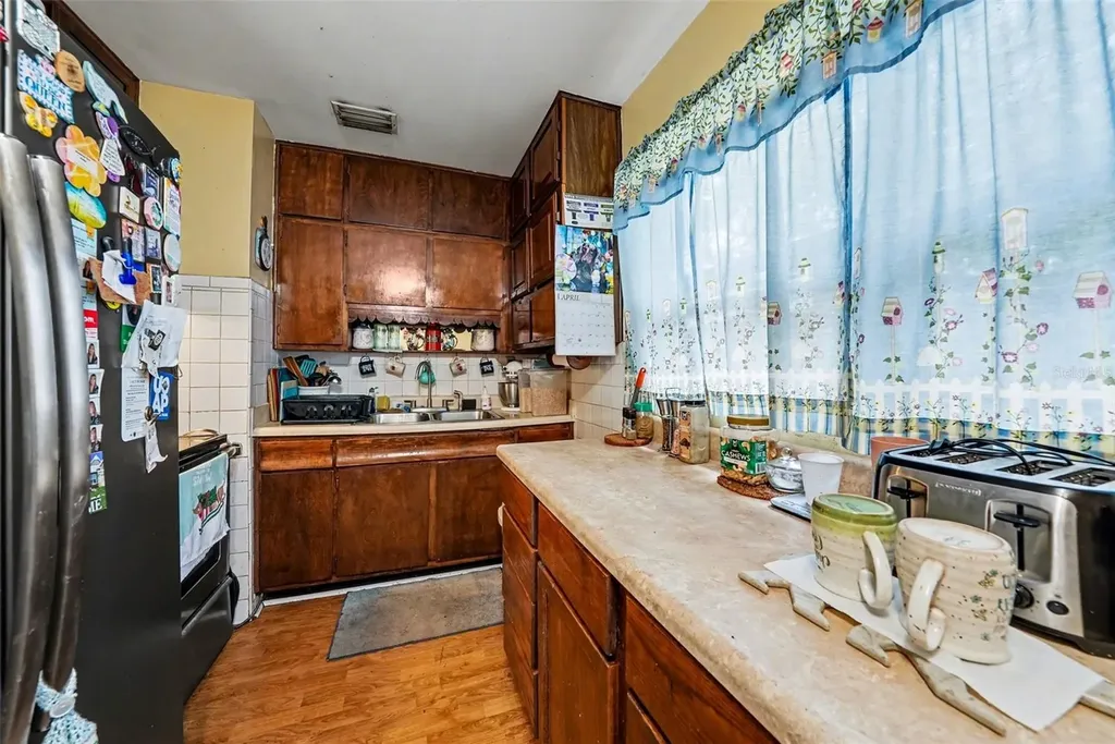 8605 Tupelo Drive Tampa FL 33637