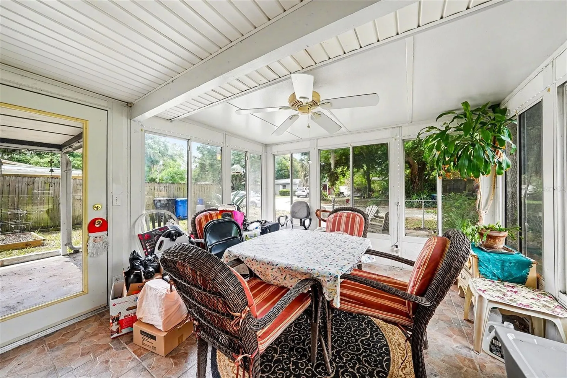 8605 Tupelo Drive Tampa FL 33637