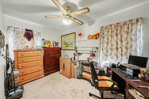 8605 Tupelo Drive Tampa FL 33637