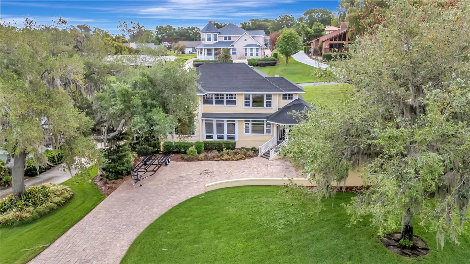 1215 Lakeshore Drive Eustis FL 32726
