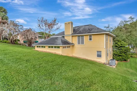 1215 Lakeshore Drive Eustis FL 32726