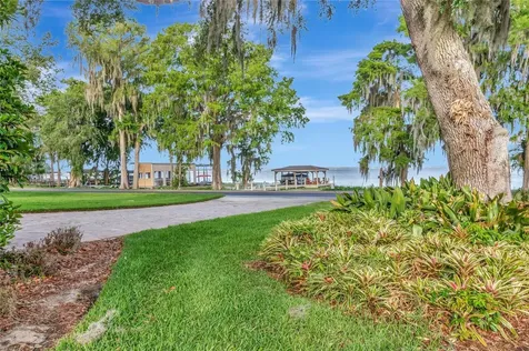 1215 Lakeshore Drive Eustis FL 32726
