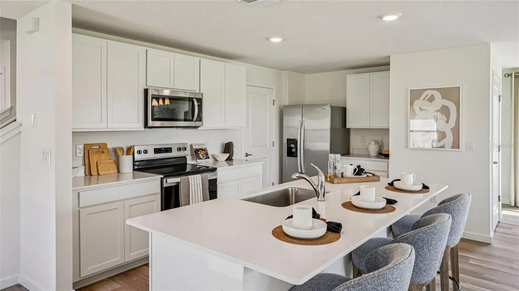 3082 Evenmore Way Wildwood FL 34785