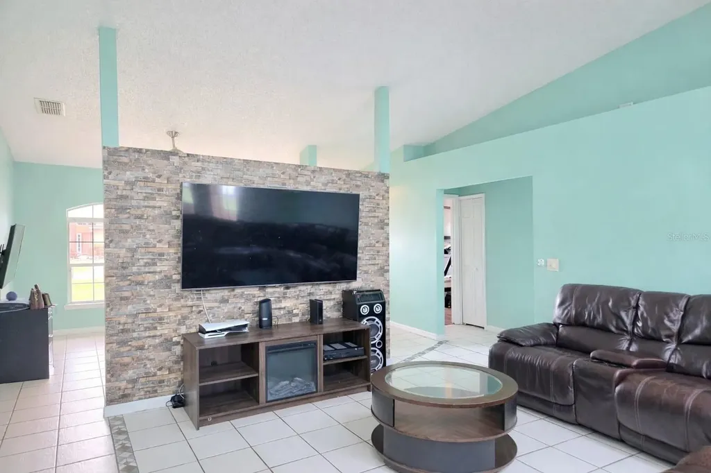 664 Reindeer Drive Poinciana FL 34759
