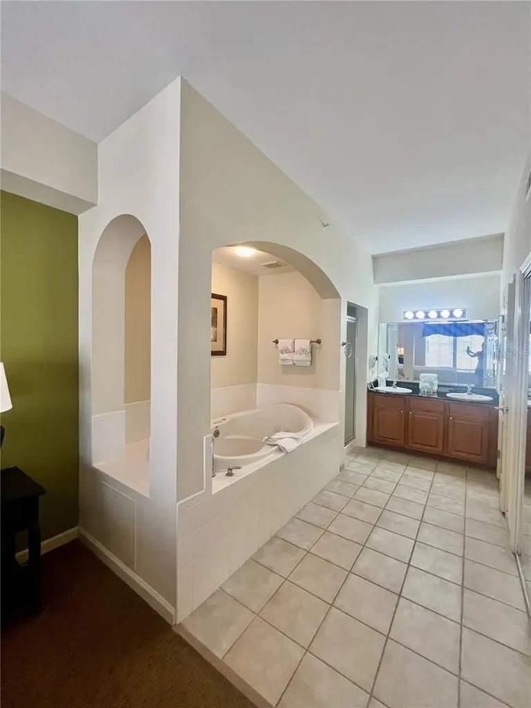 8112 Poinciana Boulevard Orlando FL 32821