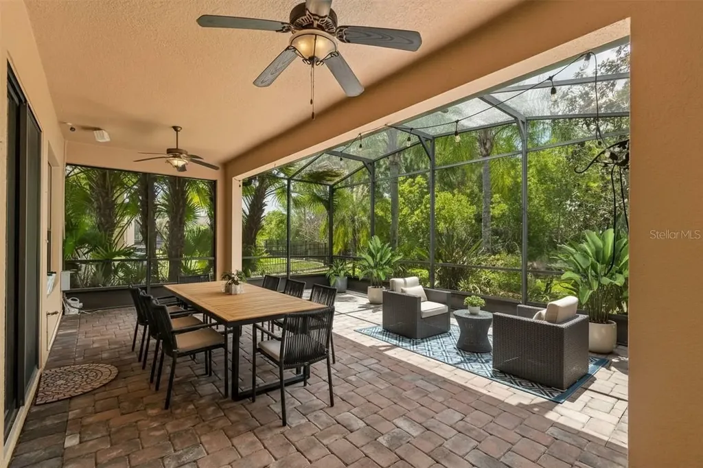 181 Indian Wells Avenue Kissimmee FL 34759