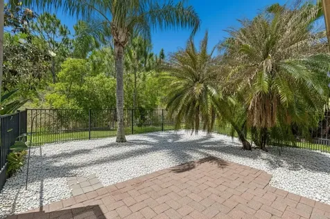 181 Indian Wells Avenue Kissimmee FL 34759