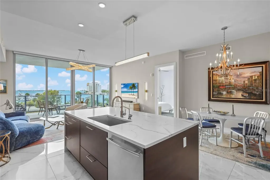 1155 N Gulfstream Avenue Sarasota FL 34236