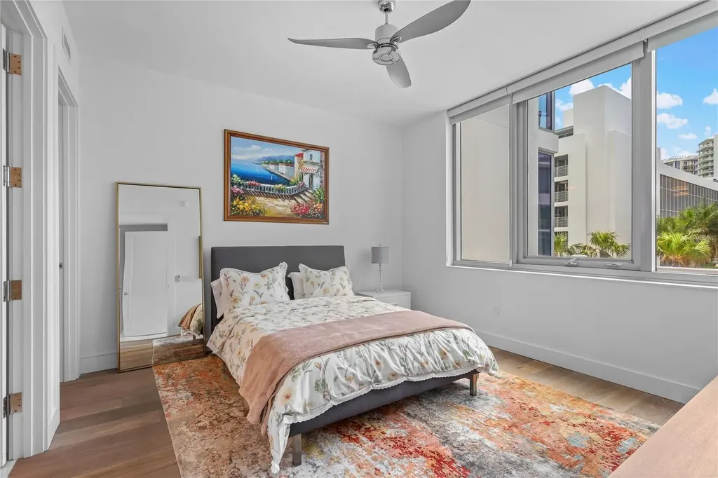 1155 N Gulfstream Avenue Sarasota FL 34236