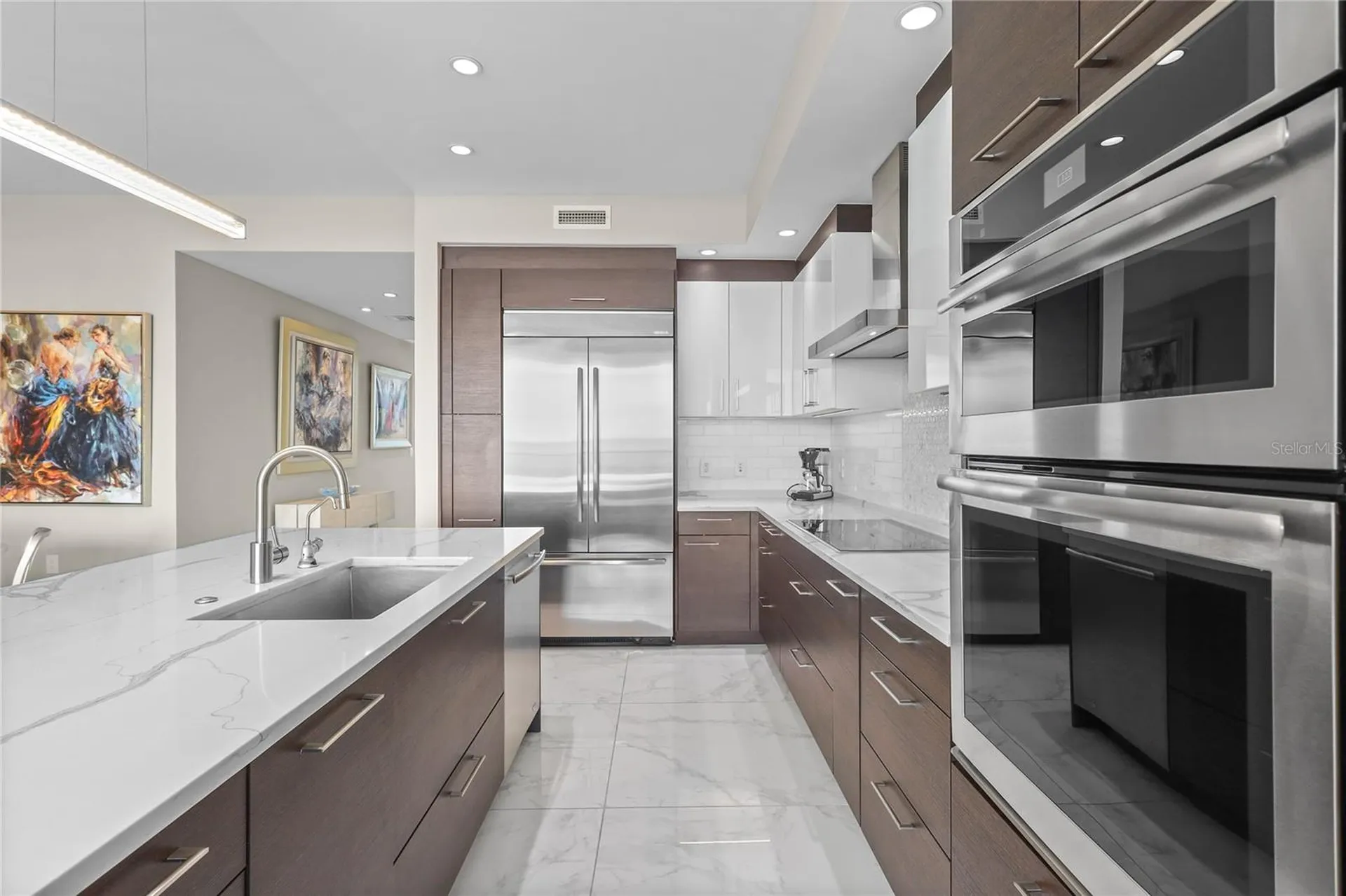 1155 N Gulfstream Avenue Sarasota FL 34236