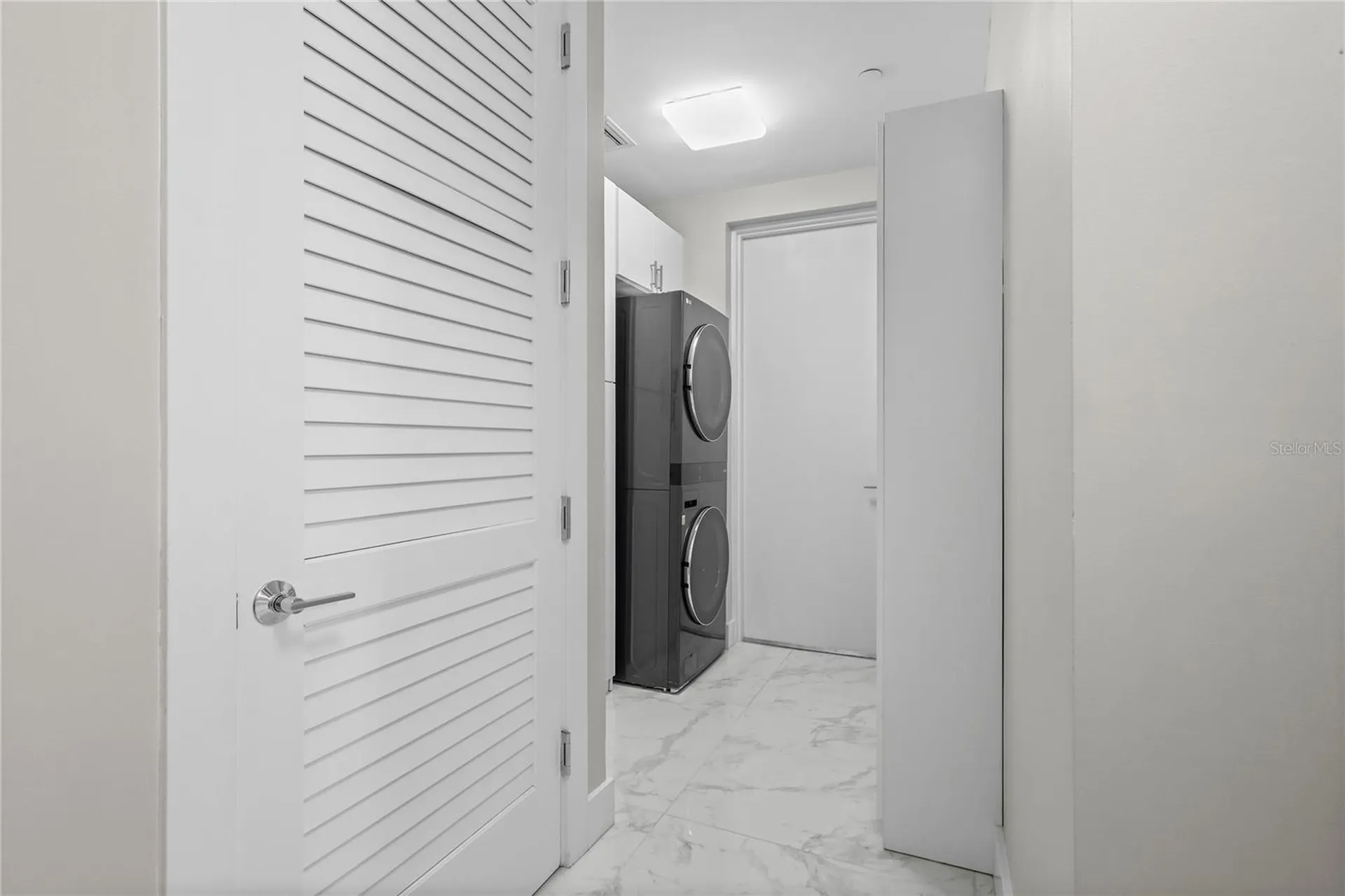 1155 N Gulfstream Avenue Sarasota FL 34236