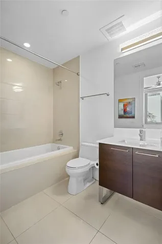1155 N Gulfstream Avenue Sarasota FL 34236