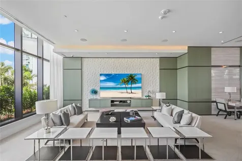 1155 N Gulfstream Avenue Sarasota FL 34236