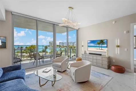 1155 N Gulfstream Avenue Sarasota FL 34236