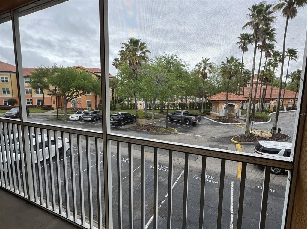 5483 Vineland Road Orlando FL 32811