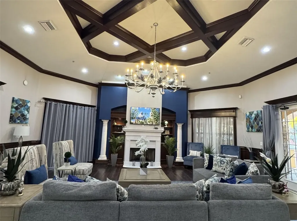 5483 Vineland Road Orlando FL 32811