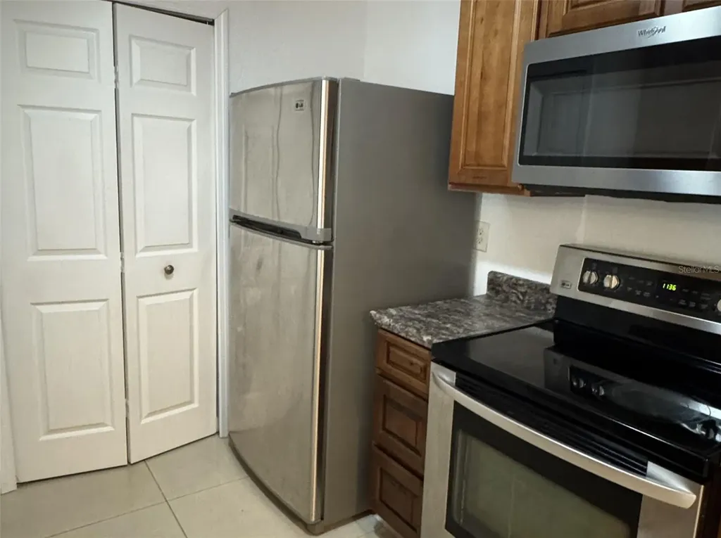5483 Vineland Road Orlando FL 32811