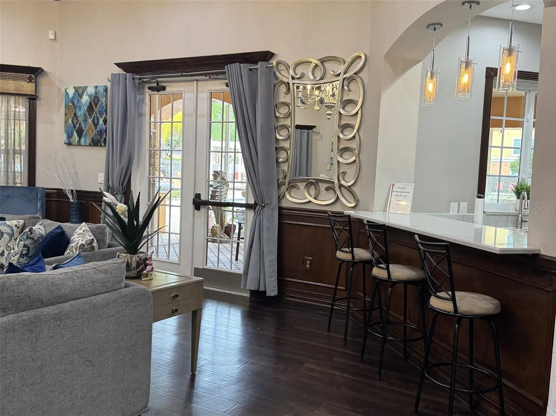5483 Vineland Road Orlando FL 32811