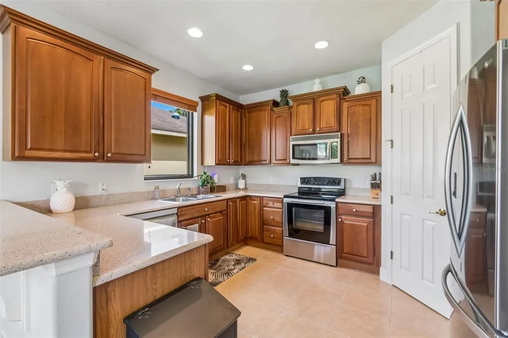 376 Indian Wells Avenue Poinciana FL 34759