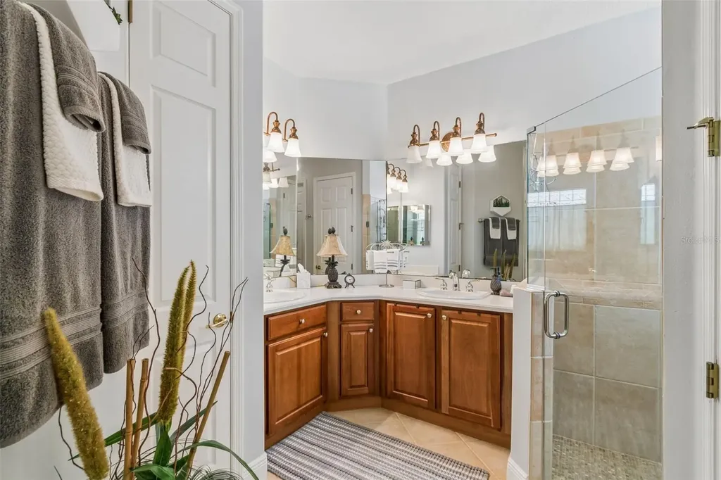 376 Indian Wells Avenue Poinciana FL 34759