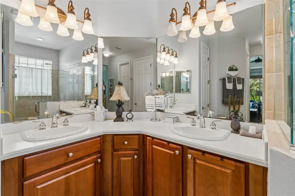 376 Indian Wells Avenue Poinciana FL 34759