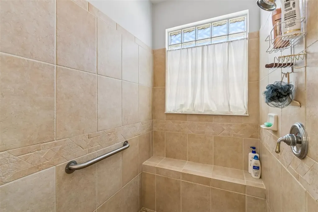 376 Indian Wells Avenue Poinciana FL 34759