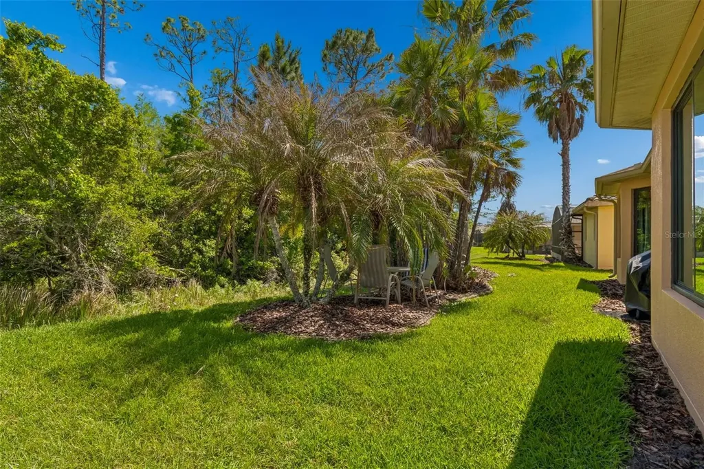 376 Indian Wells Avenue Poinciana FL 34759