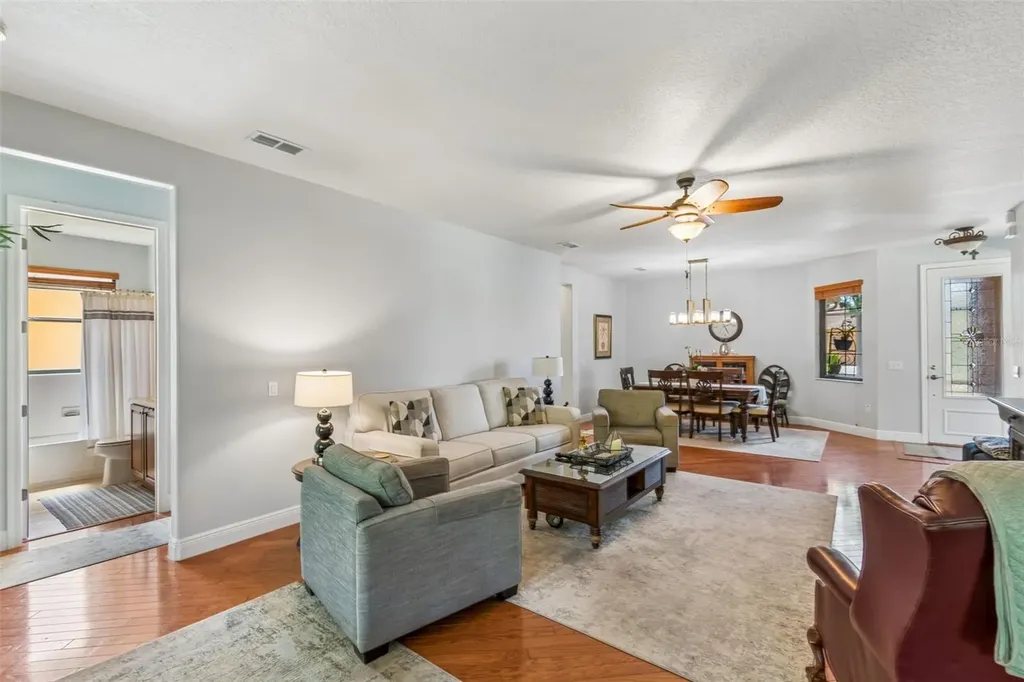 376 Indian Wells Avenue Poinciana FL 34759